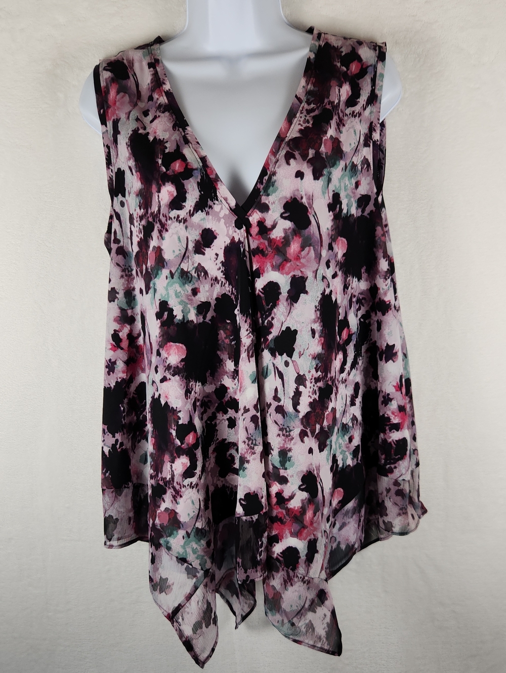 Simply Vera Vera Wang Pink, Black & Purple V-Neck Handkerchief-Hem Camisole Tank